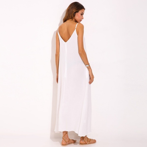 HP||🌟NEW! Grace V-neck Maxi Dress WHITE - Picture 2 of 6
